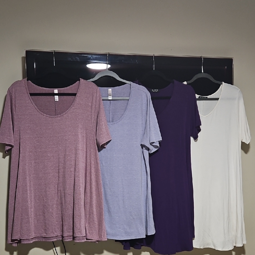 LuLaRoe Perfect Tee, Short Sleeve Tops in Purple, Lavender, and White